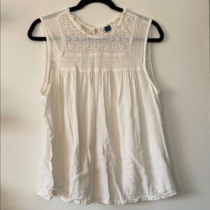 Old Navy|Soft White Sleeveless Crochet Blouse|XL|EUC|Cottagecore